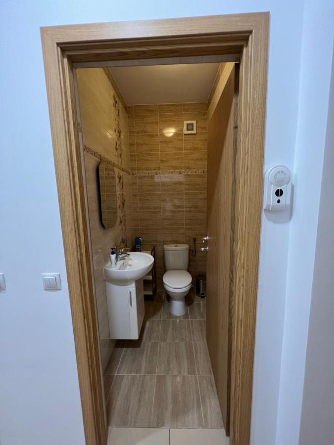Mrm Aparthome Floresti  Bagian luar foto